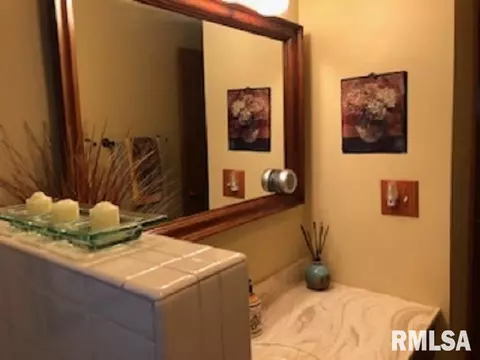 9995 E 950th St, Macomb, IL 61455 photo 14