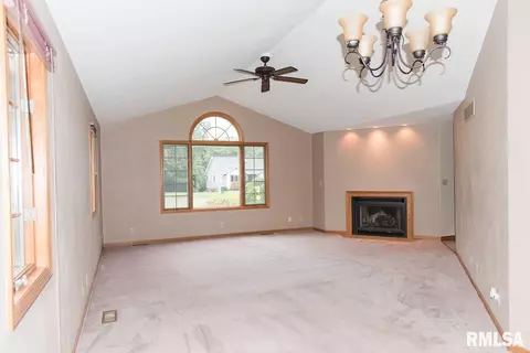 4713 S Sir Lancelot Ct, Mapleton, IL 61547 photo 6