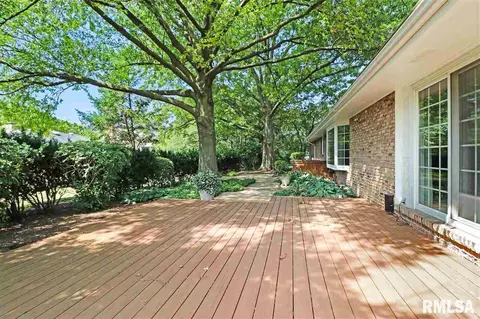 122 E Hanover Pl, Peoria, IL 61614 photo 35