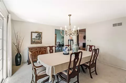 122 E Hanover Pl, Peoria, IL 61614 photo 9