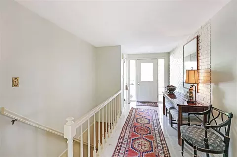 122 E Hanover Pl, Peoria, IL 61614 photo 5