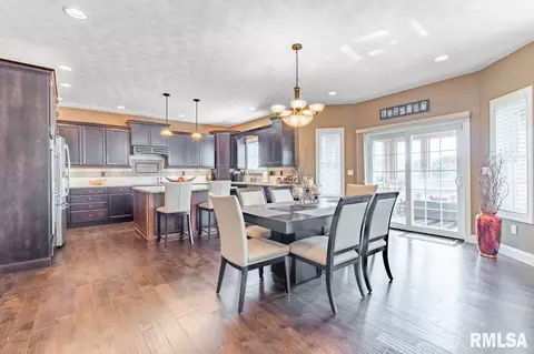1314 Coventry St, Washington, IL 61571 photo 3