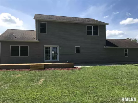 2 E Briarbrook Dr, Macomb, IL 61455 photo 24