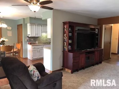 62 High Meadow Rd, Macomb, IL 61455 photo 9