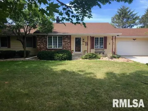62 High Meadow Rd, Macomb, IL 61455 photo 1