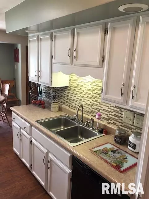 62 High Meadow Rd, Macomb, IL 61455 photo 13