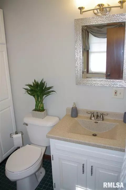 62 High Meadow Rd, Macomb, IL 61455 photo 25