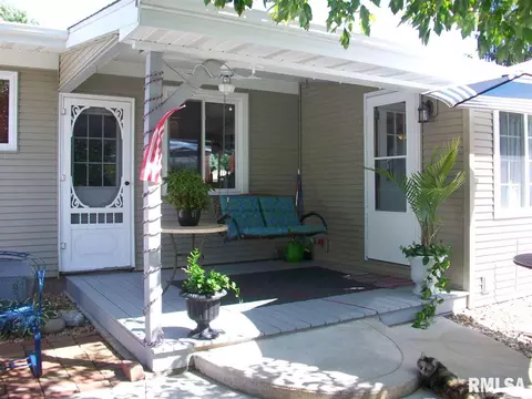 350 Iris Ct, Canton, IL 61520 photo 30