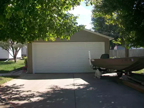 350 Iris Ct, Canton, IL 61520 photo 31