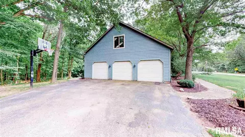 5 Roth Ct, Metamora, IL 61548 photo 3