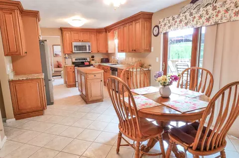 1609 Upper Spring Bay Rd, Metamora, IL 61548 photo 8