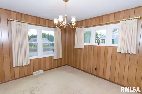 509 W Sunset Dr, Eureka, IL 61530 photo 15