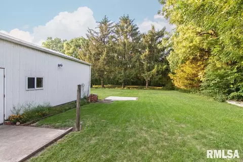 509 W Sunset Dr, Eureka, IL 61530 photo 10