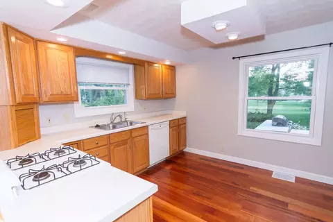 210 Gloria Dr, Eureka, IL 61530 photo 32