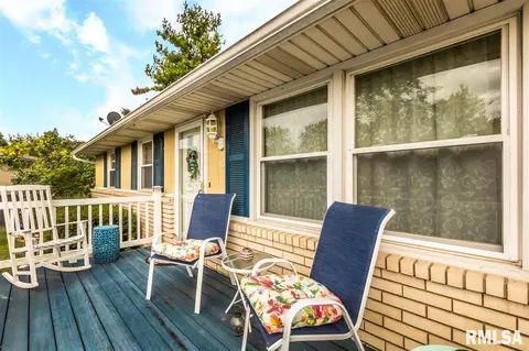 204 Pine Cir, Eureka, IL 61530 photo 32