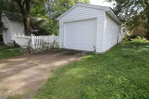 1109 E Willcox Ave, Peoria, IL 61603 photo 21