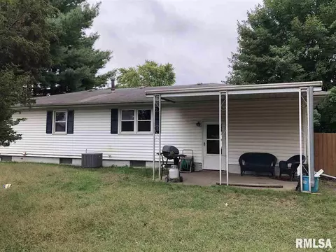614 E Washington St, Cuba, IL 61427 photo 16