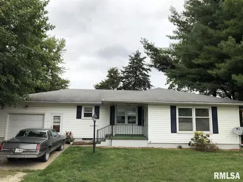 614 E Washington St, Cuba, IL 61427 photo 1