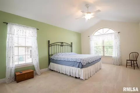 404 Cottingham Ln, Germantown Hills, IL 61548 photo 17