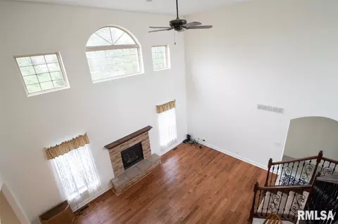 404 Cottingham Ln, Germantown Hills, IL 61548 photo 14