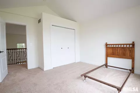 404 Cottingham Ln, Germantown Hills, IL 61548 photo 6