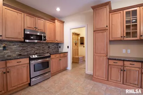 404 Cottingham Ln, Germantown Hills, IL 61548 photo 27