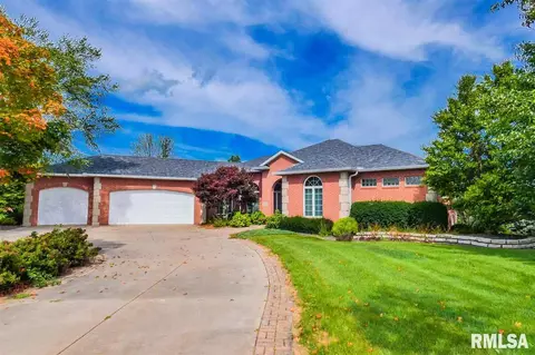 1002 W High St, Roanoke, IL 61561 photo 1