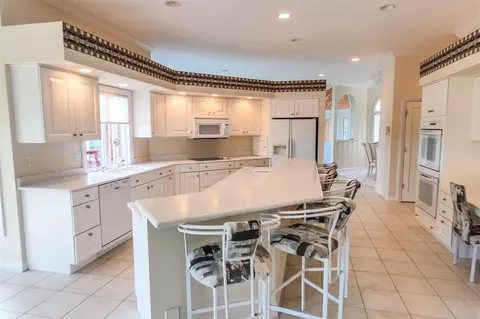 1002 W High St, Roanoke, IL 61561 photo 9