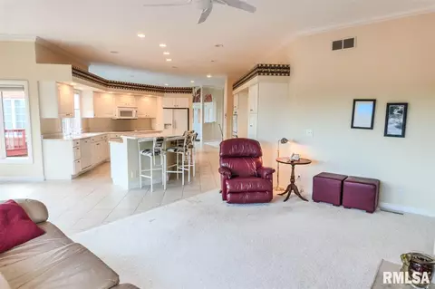 1002 W High St, Roanoke, IL 61561 photo 14