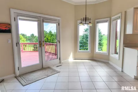 1002 W High St, Roanoke, IL 61561 photo 11