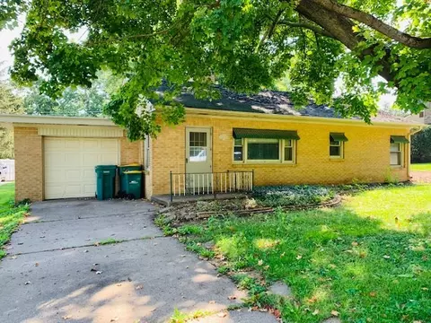 229 N Normal St, Macomb, IL 61455 photo 1