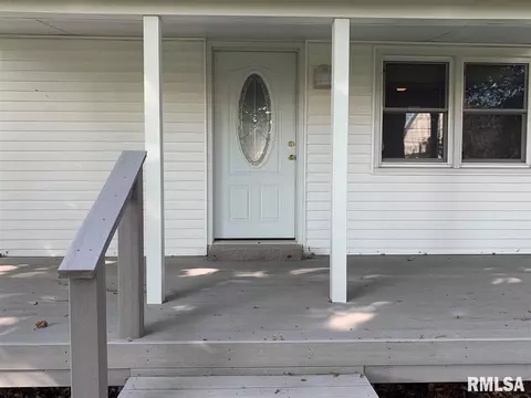 717 W Carroll St, Macomb, IL 61455 photo 6