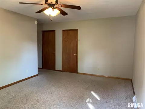717 W Carroll St, Macomb, IL 61455 photo 17