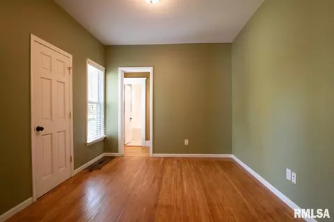 207 S Myers St, Eureka, IL 61530 photo 21