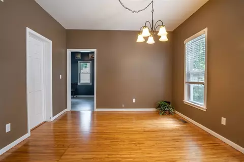207 S Myers St, Eureka, IL 61530 photo 9
