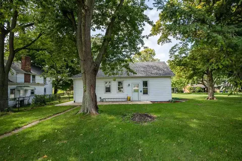 207 S Myers St, Eureka, IL 61530 photo 4