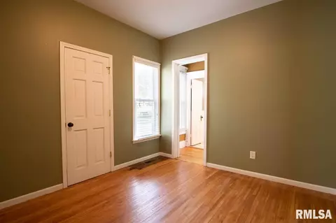 207 S Myers St, Eureka, IL 61530 photo 23