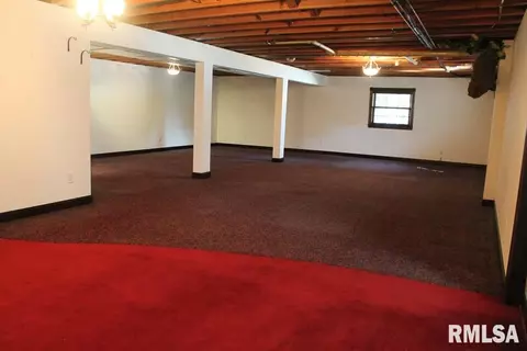 215 Dennis Dr, Eureka, IL 61530 photo 17