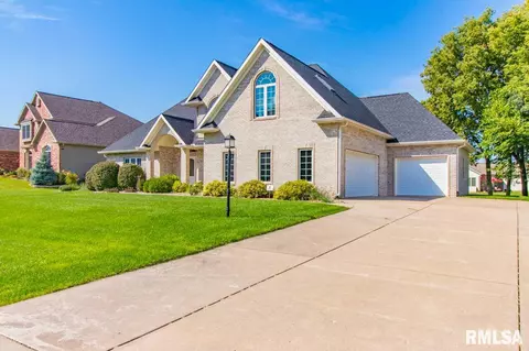 3623 Eagle Bend Bnd, Pekin, IL 61554 photo 2