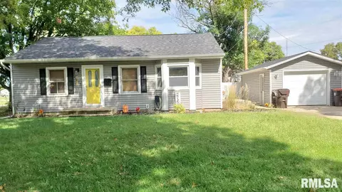 1321 2nd St, Henry, IL 61537 photo 3