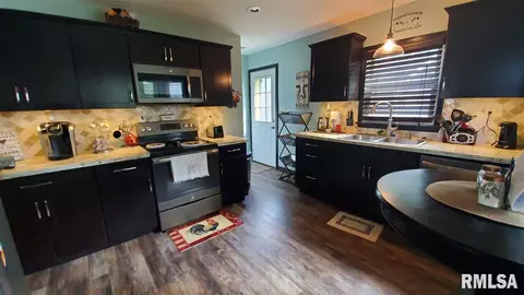 1321 2nd St, Henry, IL 61537 photo 11