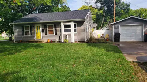 1321 2nd St, Henry, IL 61537 photo 1