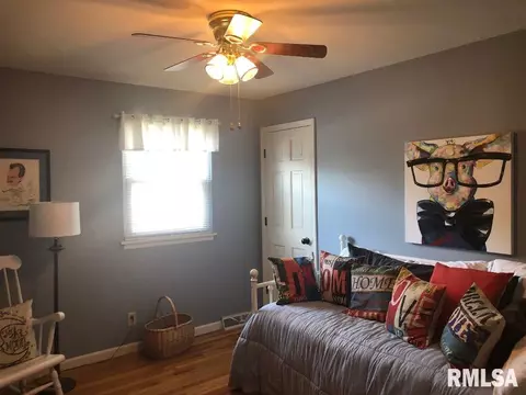 1001 Hampton Rd, Washington, IL 61571 photo 11
