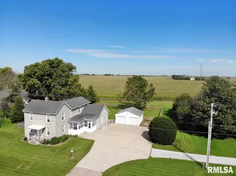 1406 W Front St, Roanoke, IL 61561 photo 1