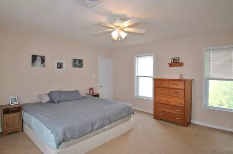 1406 W Front St, Roanoke, IL 61561 photo 25