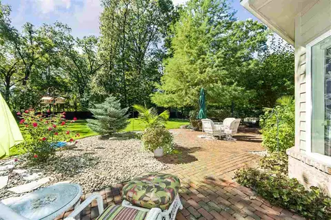 11609 N Strathmoore Ct, Dunlap, IL 61525 photo 33
