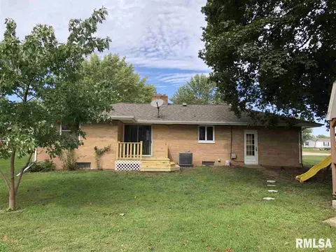 24 E Beech St, Canton, IL 61520 photo 24