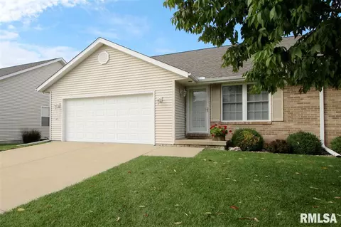 111 Marvin Ct, Germantown Hills, IL 61548 photo 1