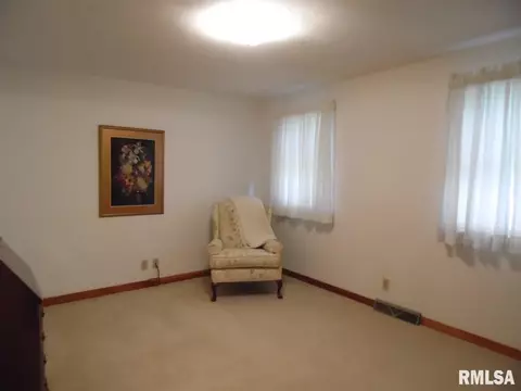 720 Jamie Ln, Macomb, IL 61455 photo 19