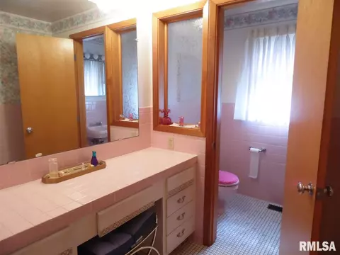 720 Jamie Ln, Macomb, IL 61455 photo 6